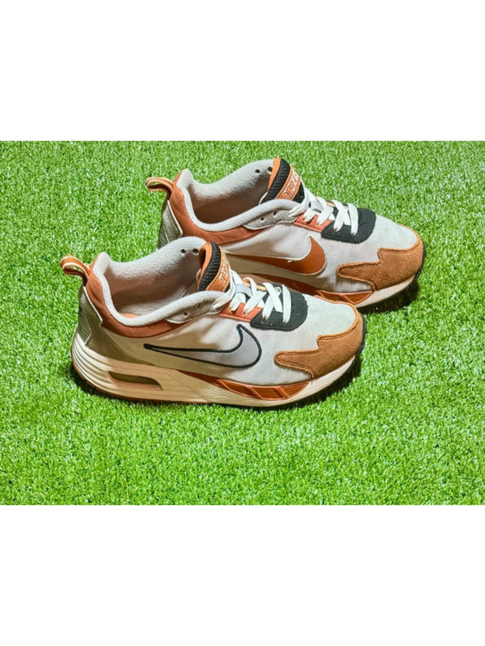 Nike Air Max SYSTM Texas Longhorns – Men’s Size 8